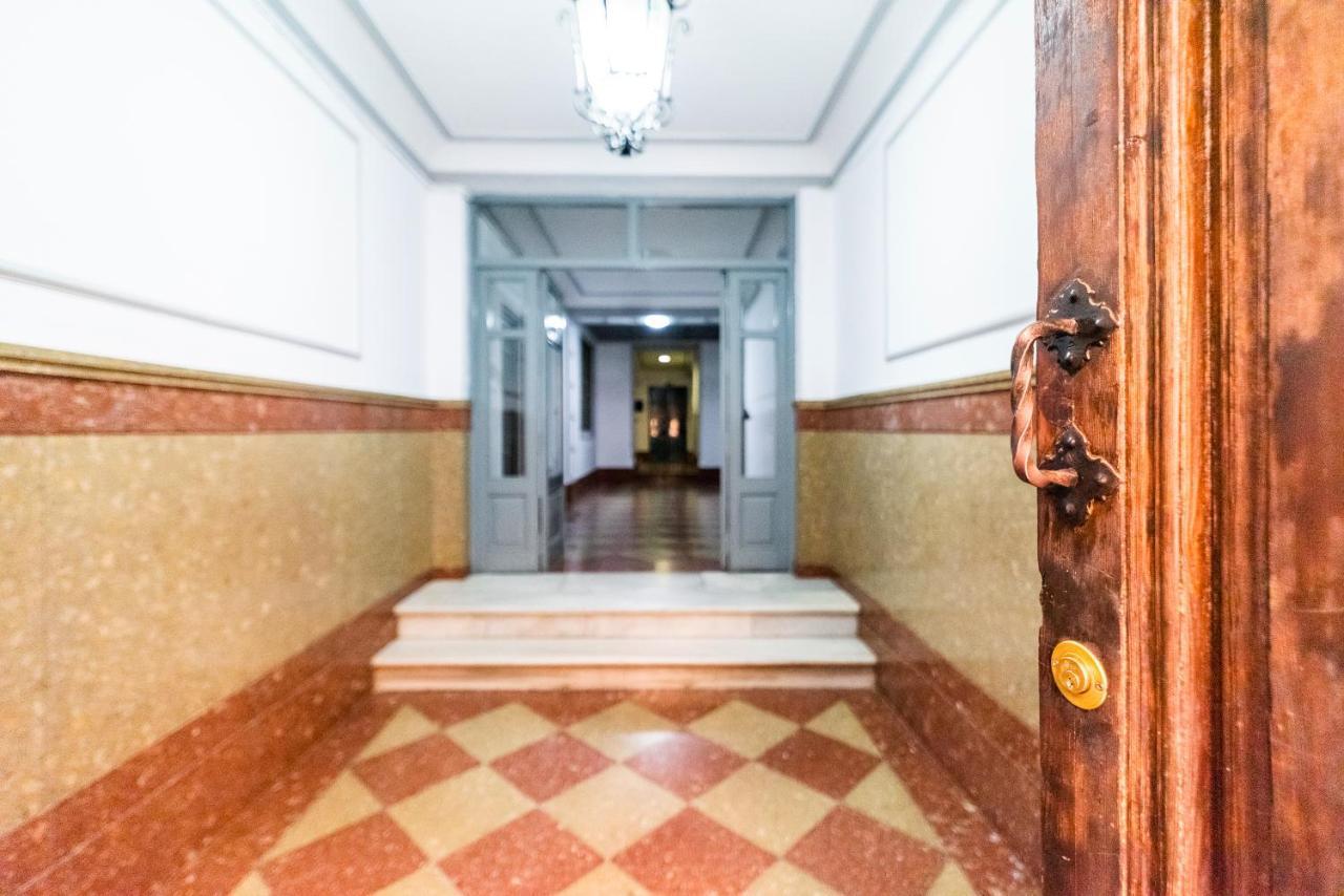 Wekey Homes San Miguel Con Patio, Centro Ciudad Γρανάδα Εξωτερικό φωτογραφία